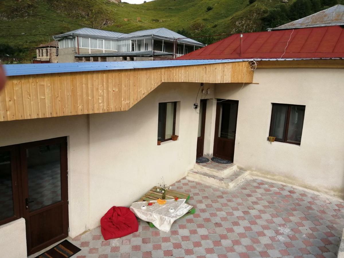 Guesthouse&Cottage Nicolo Kazbegi Eksteriør billede